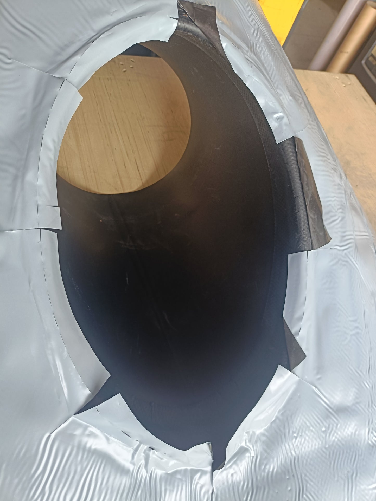 ●”瓦屋根用フラッシング　煙突屋根抜き材　外径200ミリ煙突用　サイズ675×840